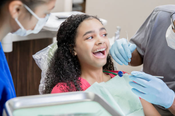 Best Emergency Tooth Extraction in North Chicago, IL