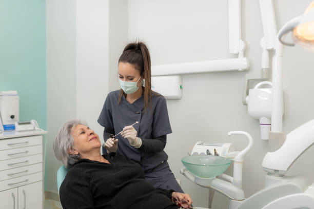 Best Emergency Root Canal Treatment in North Chicago, IL